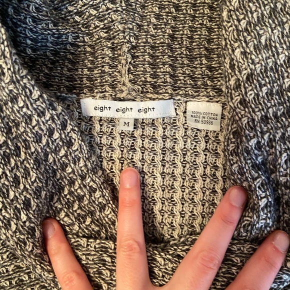 Sweater - Picture 3 of 3